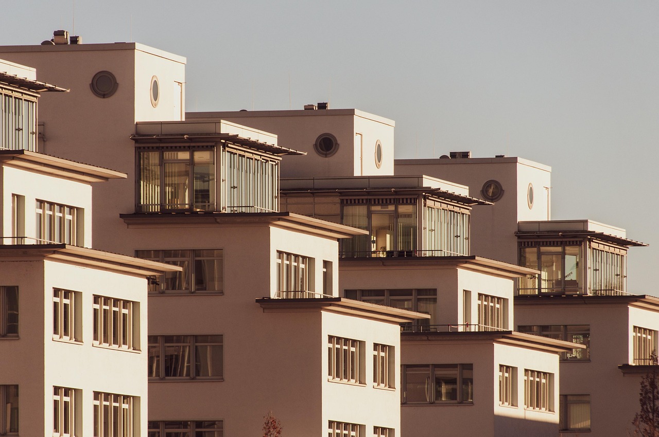 entdecken sie die häufigsten fallstricke beim immobilienkauf und erfahren sie, wie sie typische fehler vermeiden können. unsere tipps helfen ihnen, ihre investition sicher und erfolgreich zu gestalten.