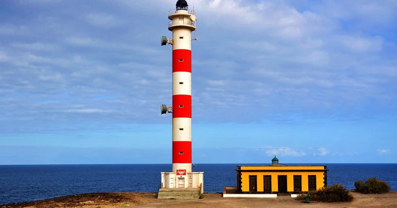 Vom Leuchtturm zum Denkmal: was der Mangturm eigentlich war
