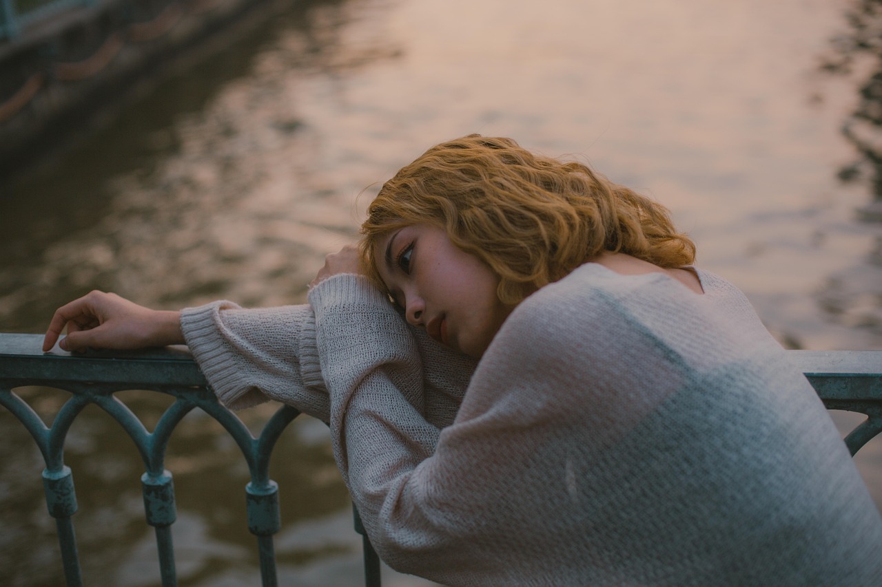 erfahren sie mehr über depressionen, ihre symptome, ursachen und behandlungsmöglichkeiten. holen sie sich unterstützung und informationen, um besser mit dieser erkrankung umzugehen.